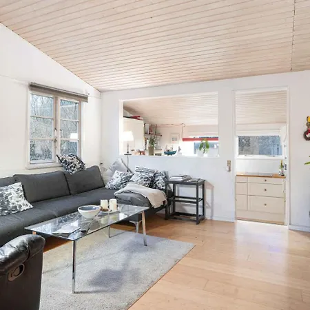 Lovely In בית נופש Dronningmølle