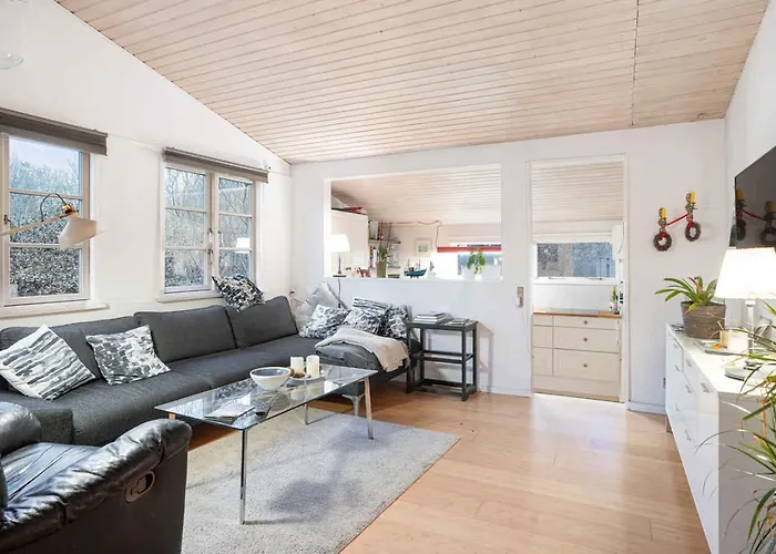 Lovely In בית נופש Dronningmølle