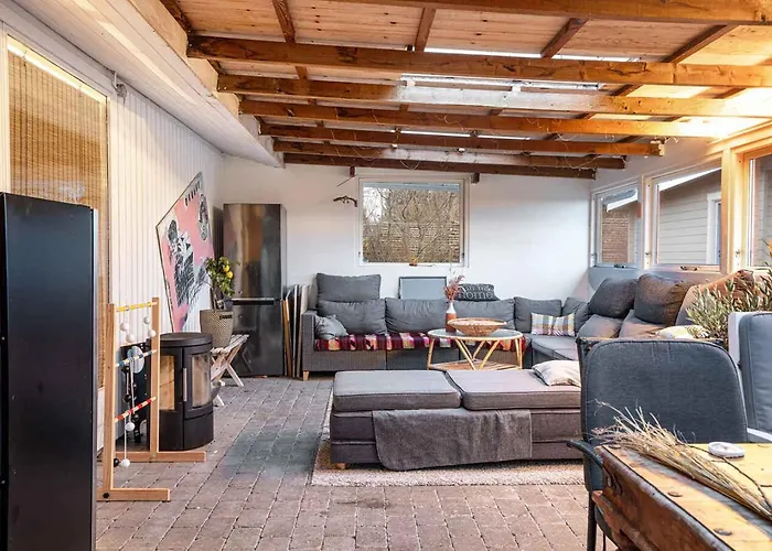 בית נופש Lovely In *