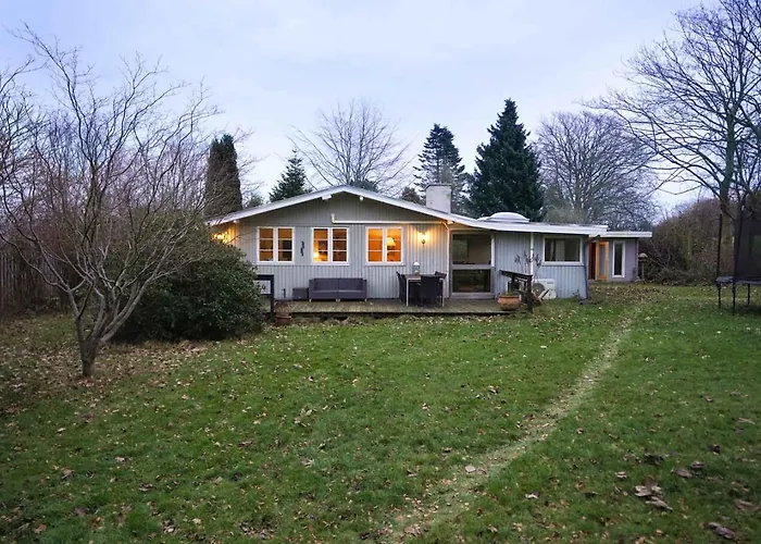 Lovely In Dronningmølle